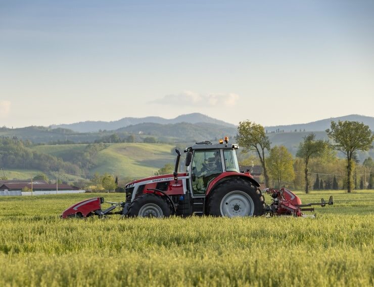 CENTRU DE GRAVITAȚIE MAI APROPIAT DE TRACTOR 