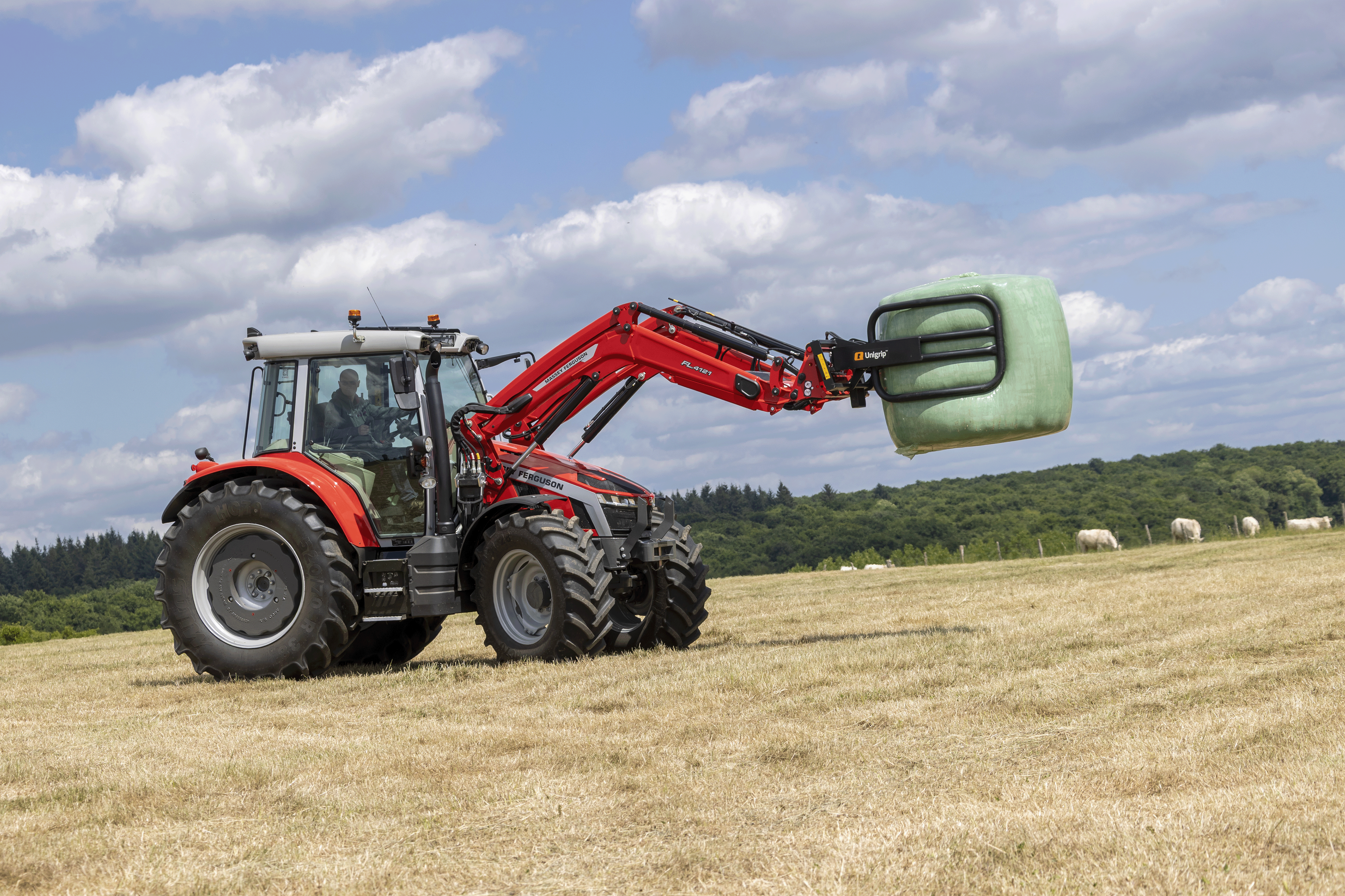 THE MF 5S : THE BEST-IN-CLASS ALL-ROUNDER