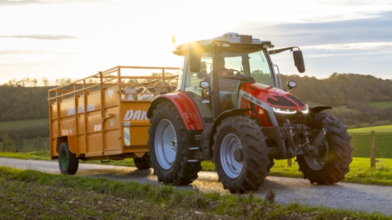 Massey Ferguson MF 5S-seriens traktorer vinner Red Dot Award: Product Design 2022