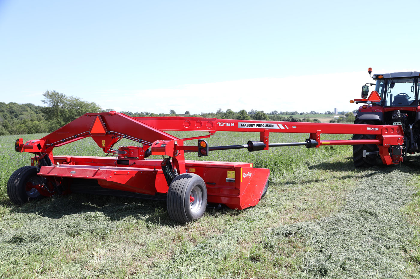 MF 1300 Series Mower Conditioners