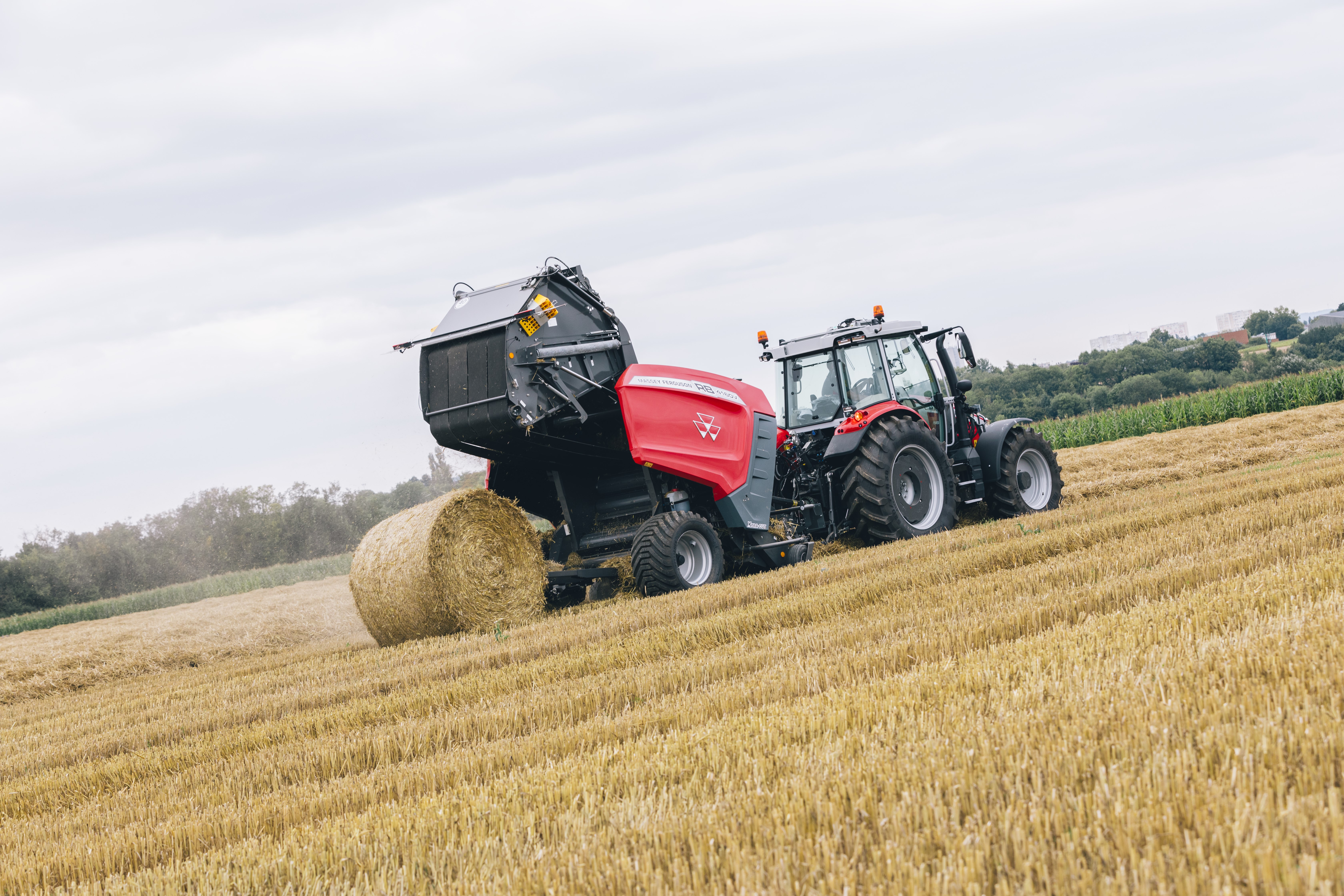 MF Round Balers | Variable chamber