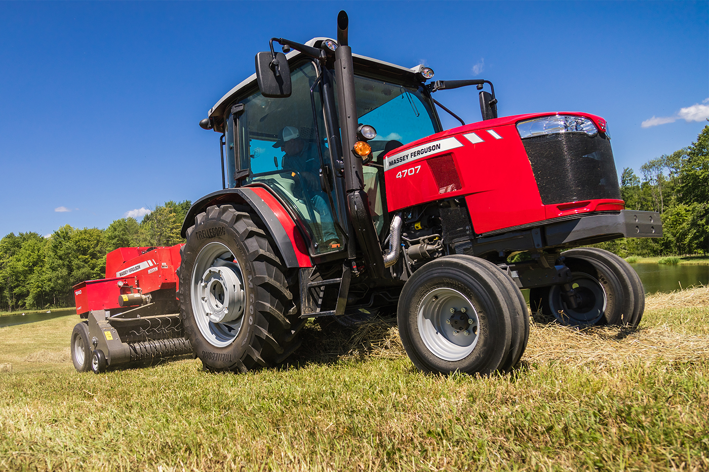 MF 4700 Series Utility Tractors | 75-100 HP
