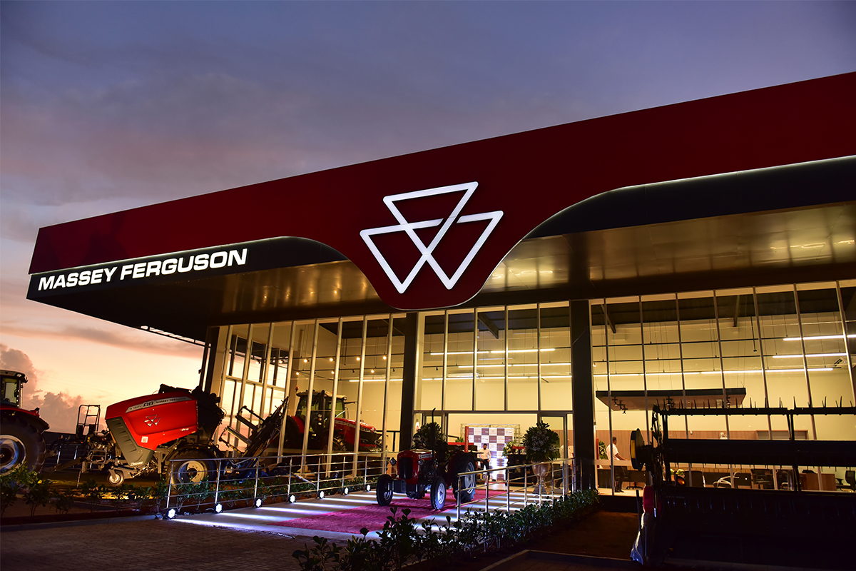 Concessionária brasileira é primeira da Massey Ferguson no mundo a ser inaugurada com nova identidade da marca