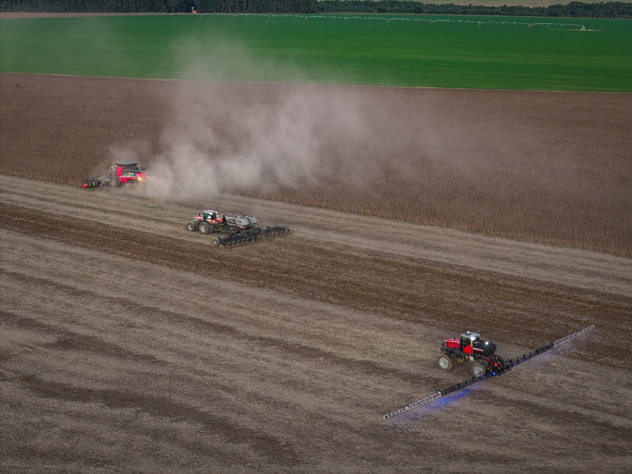 Massey Ferguson lança na Agrishow 2026 plataforma digital que unifica frotas e reduz custos com combustível 
