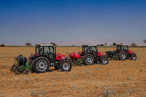Planejamento de manutenções e disponibilidade de máquinas. 