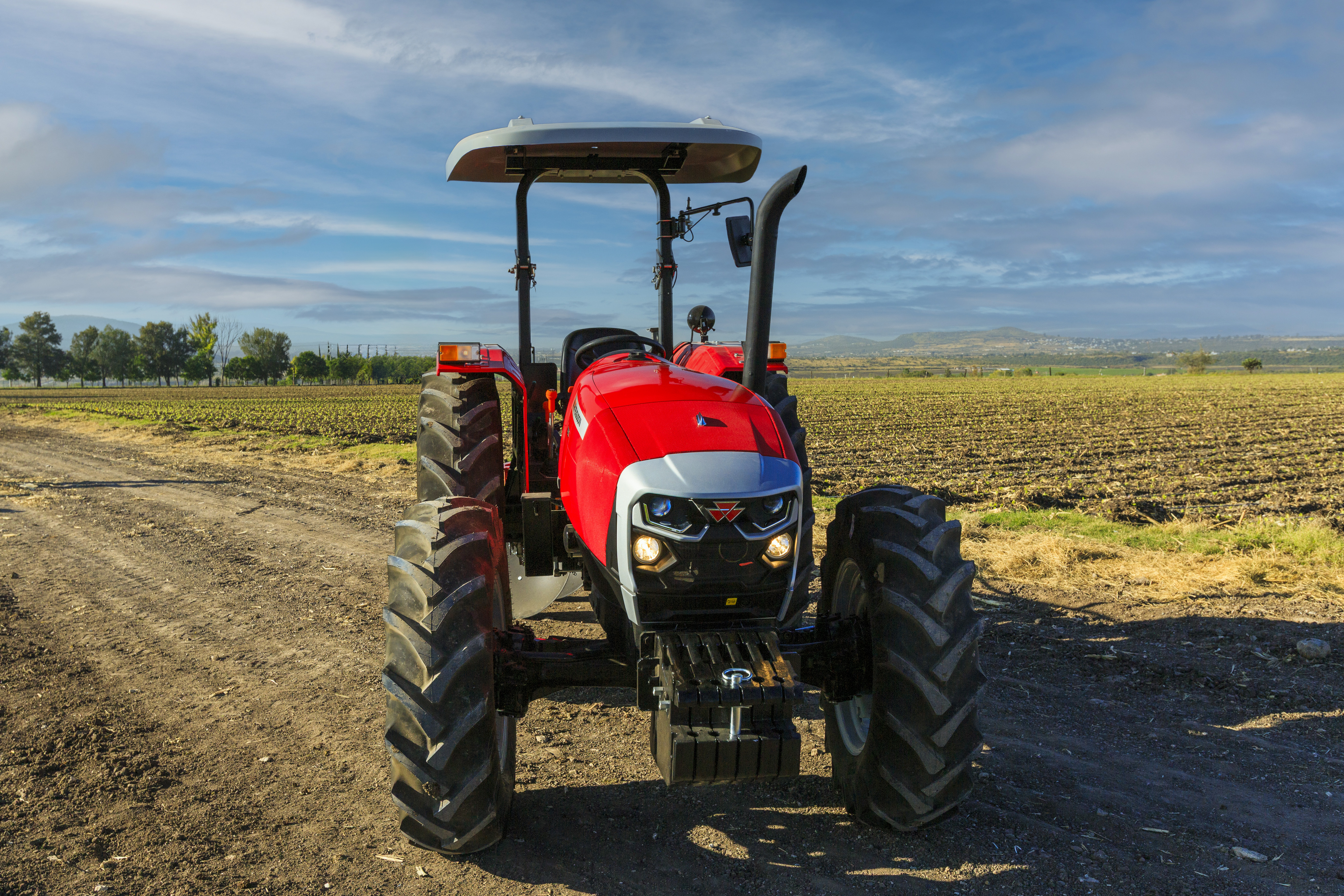 MF 3700 UM GRANDE PASSO PARA O PEQUENO PRODUTOR RURAL